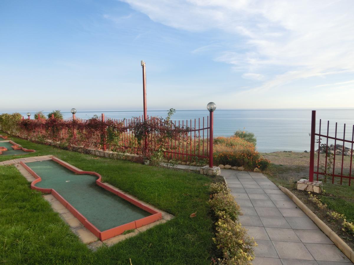 Sea View Crown Apartment On Complex With Pools And Beach, Sveti Vlas Exteriör bild