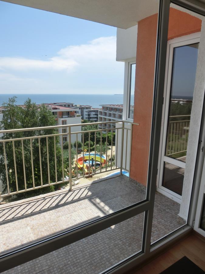 Sea View Crown Apartment On Complex With Pools And Beach, Sveti Vlas Exteriör bild