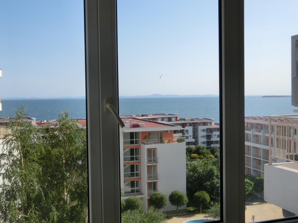 Sea View Crown Apartment On Complex With Pools And Beach, Sveti Vlas Exteriör bild